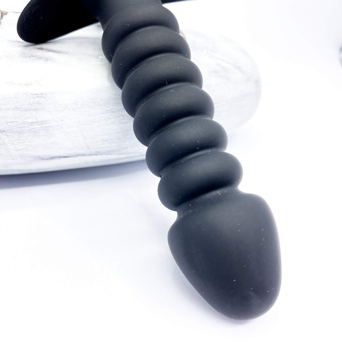 Ribbed Roamer Vibrating Butt Plug