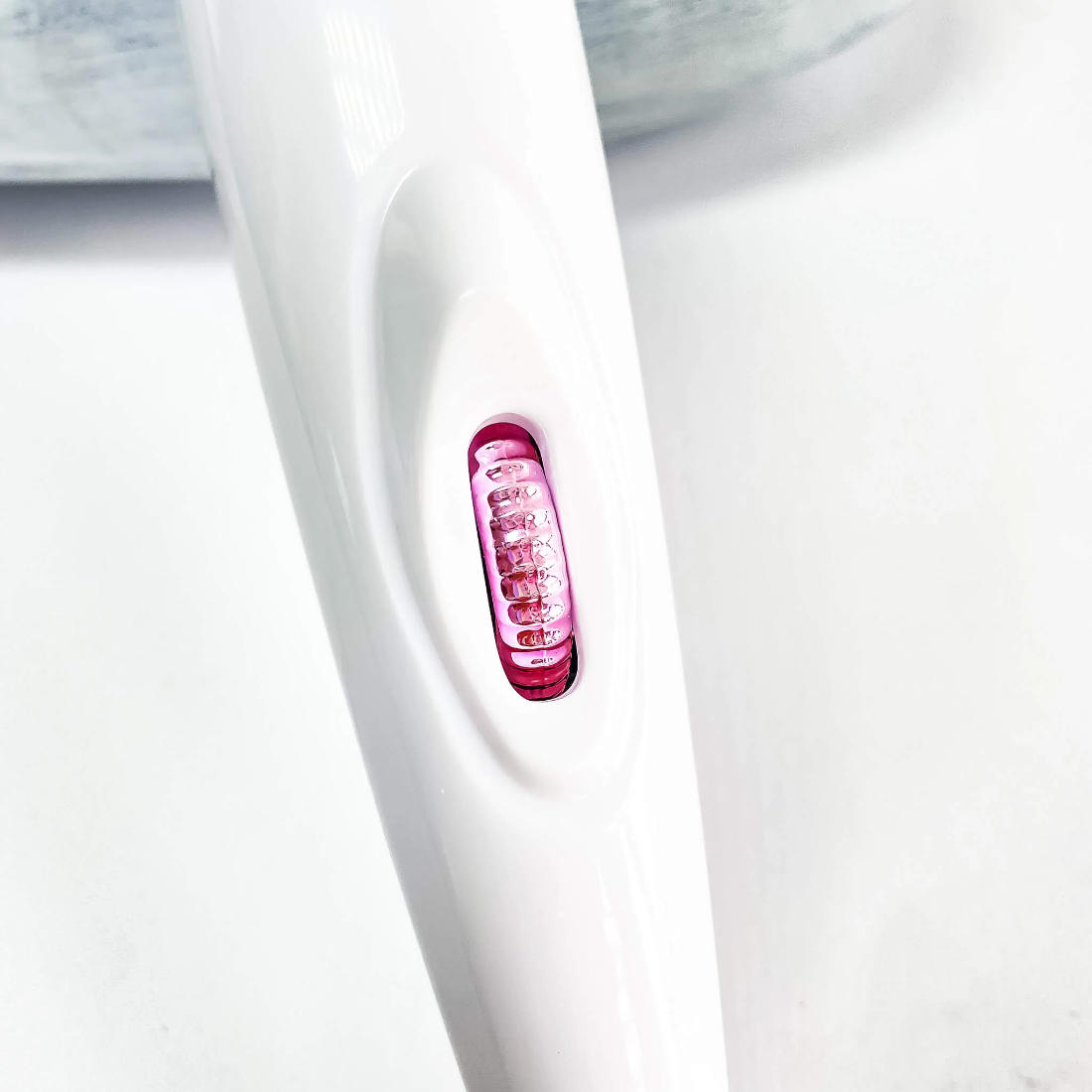 Multi-speed Mini Wand Massager