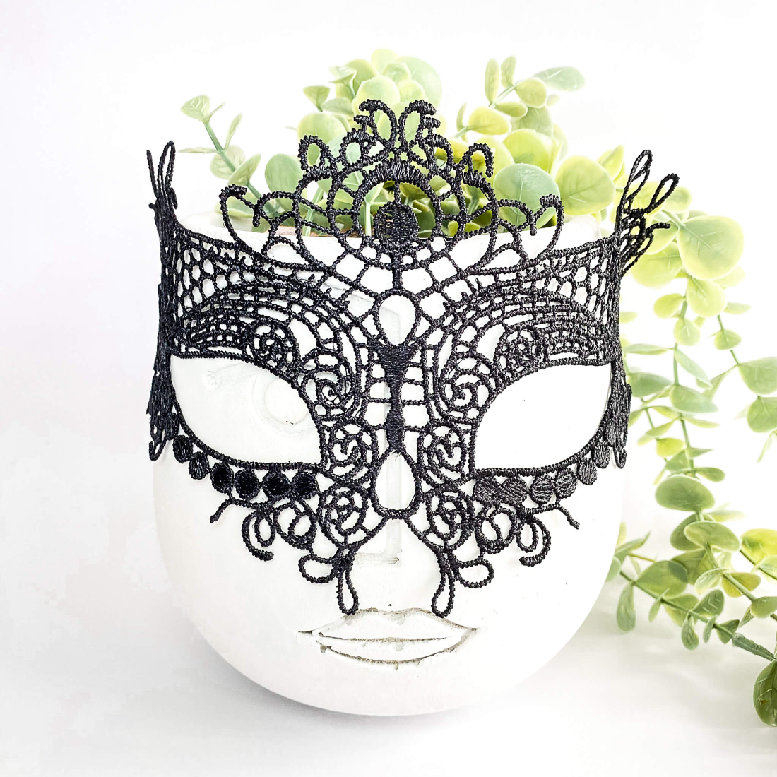Black Masquerade Lace Mask
