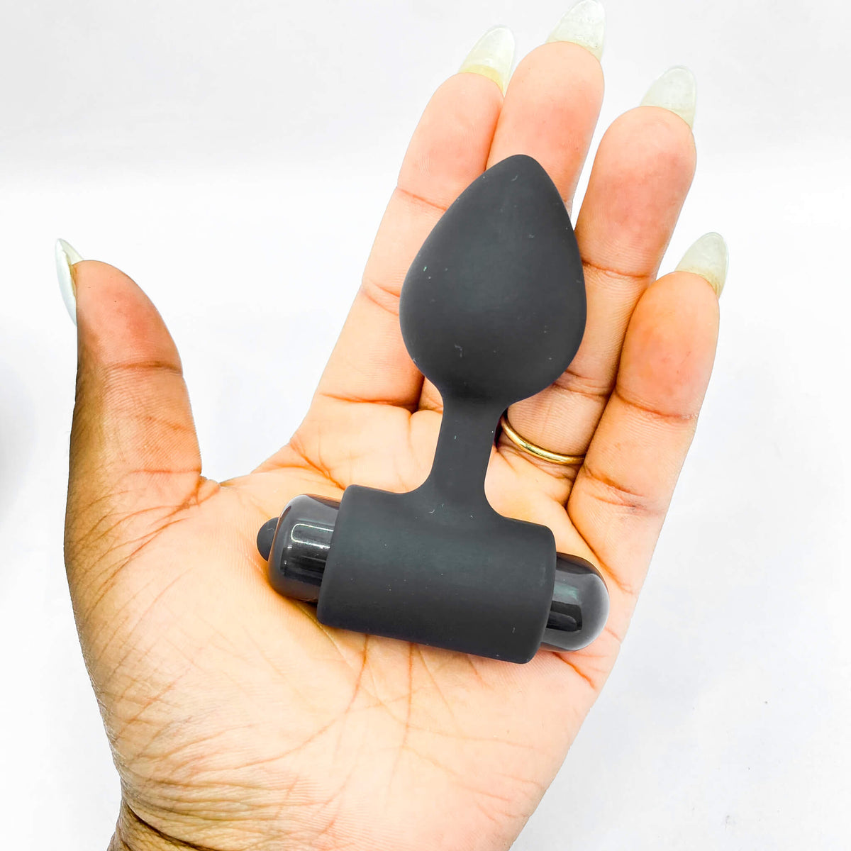 T Base Vibrating Butt Plug (10
modes)