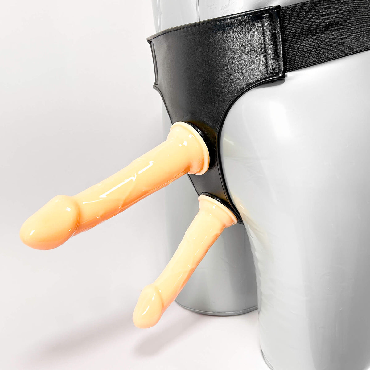 Peg Perfect Double Dildo StrapOn
(18cm/7.1Inch)